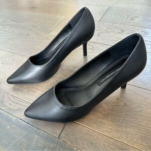 NWOT French Connection Black Pointy Toe Stiletto Pumps Size 7